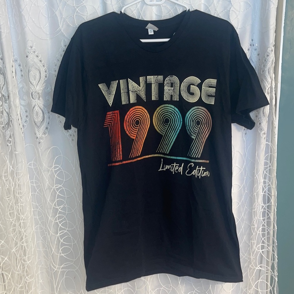 Vintage 1999 Tee Shirt